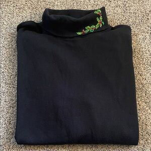 White stage Hollie berry Christmas turtleneck black L-XL